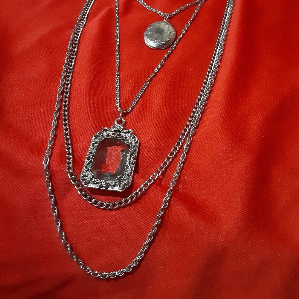 Goldette vintage necklace